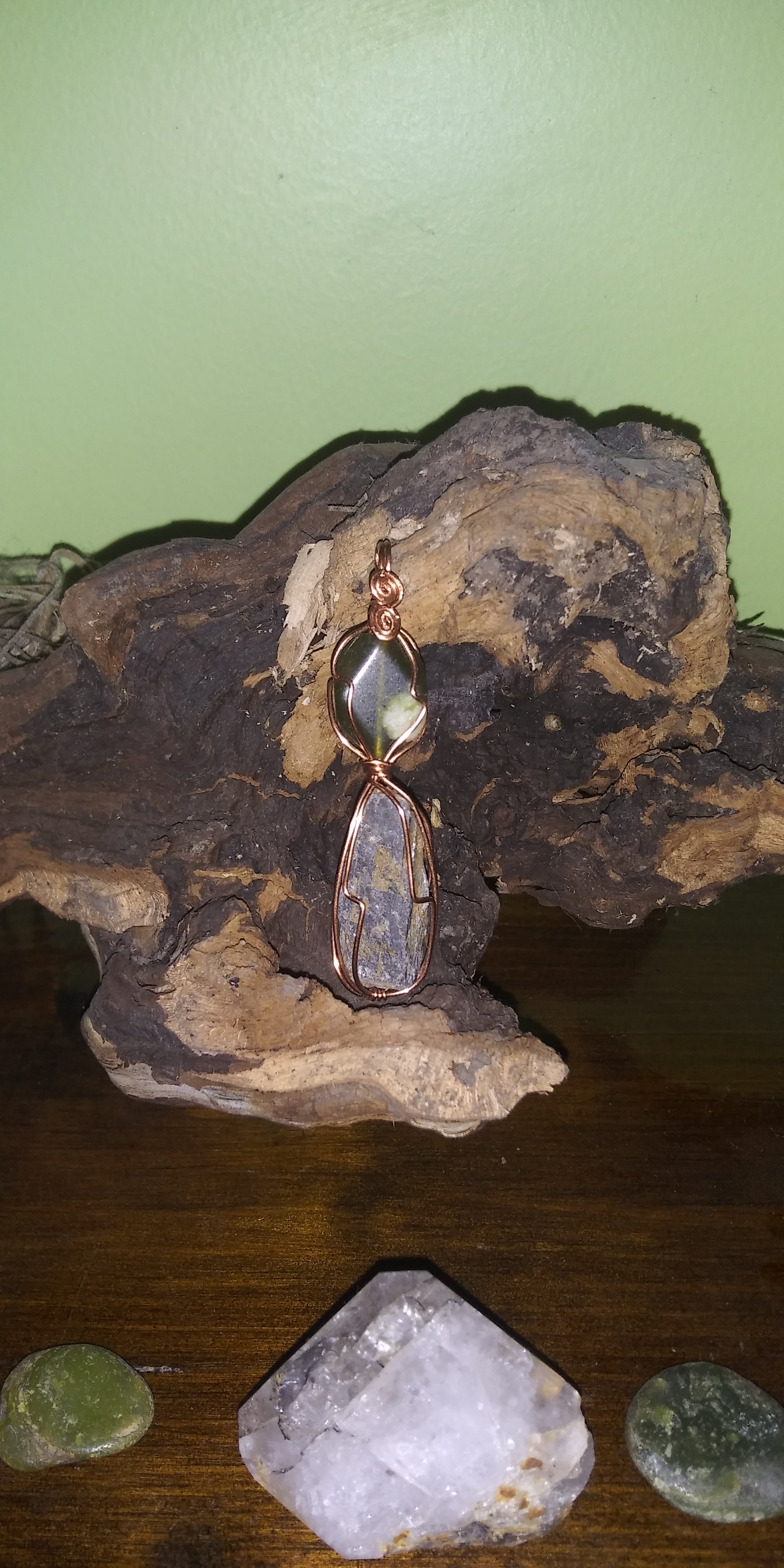 Kyanite Pendant - Handmade Wire online Wrap